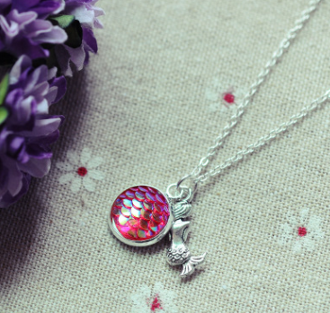 Fish Scale Gemstone Necklace with Flat Diamond Pendant