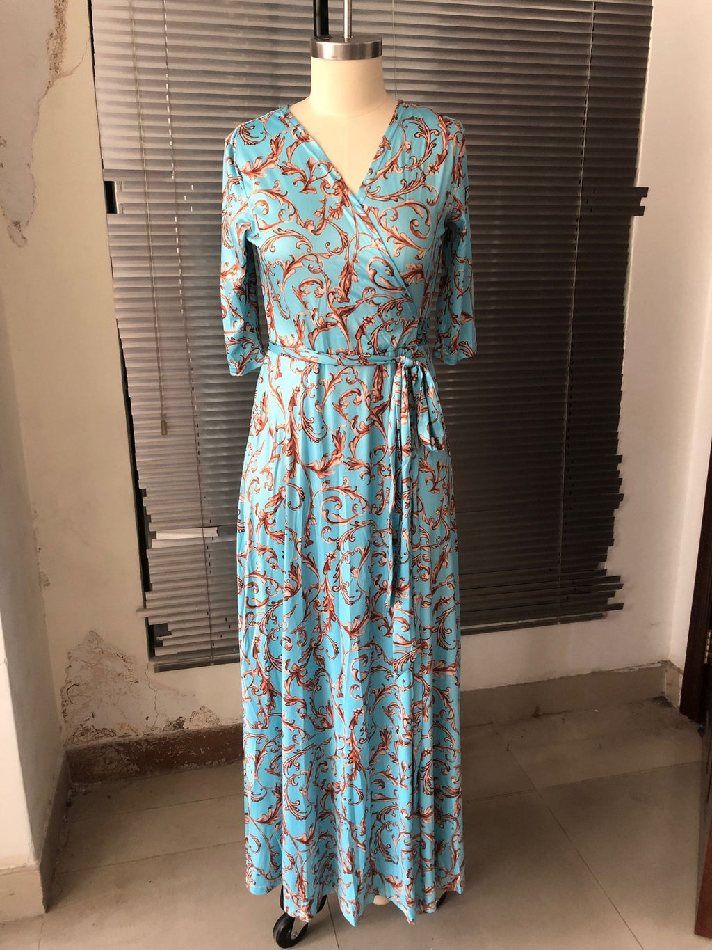 T115 Women's New Printed V-Neck Maxi Dress