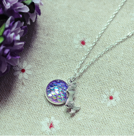 Fish Scale Gemstone Necklace with Flat Diamond Pendant