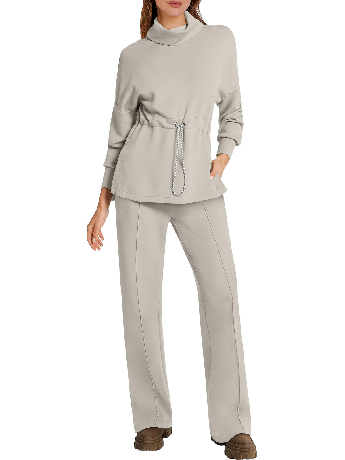 Turtleneck Sweatshirt and Sweatpants Set – 2-Piece Lounge Set, Light Khaki