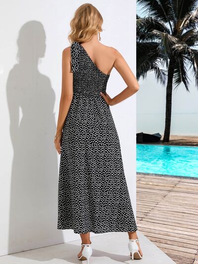 Zoe Single Shoulder Dress TAKINMaXX
