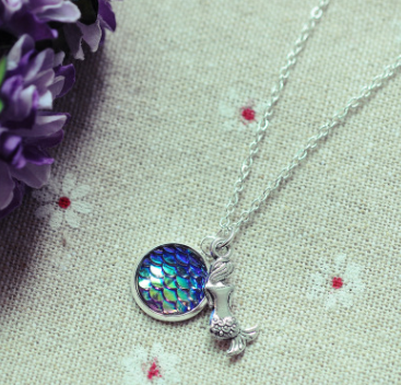 Fish Scale Gemstone Necklace with Flat Diamond Pendant