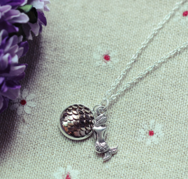 Fish Scale Gemstone Necklace with Flat Diamond Pendant