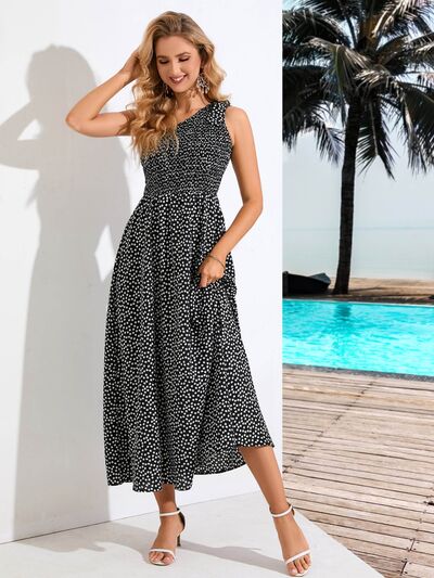 Zoe Single Shoulder Dress TAKINMaXX